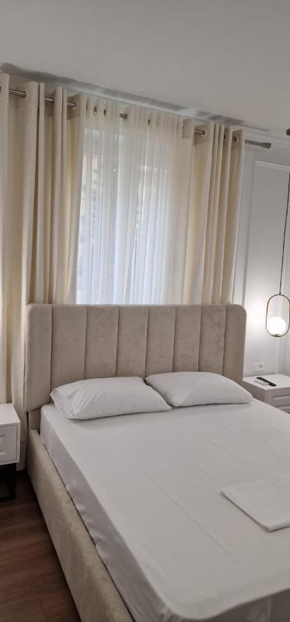Heart Of Tirana Apartment Bagian luar foto